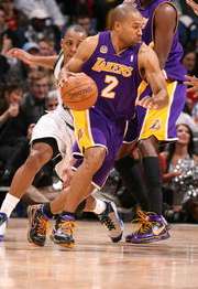 决战明尼苏达,十月三十日湖人对阵森林狼 NBA 直播前瞻 决战明尼苏达,十月三十日湖人对阵森林狼 NBA 直播前瞻