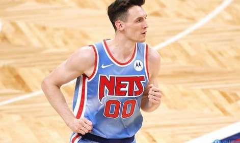 谁才是 NBA欧洲第一前锋？从字母哥的统治力到新时代锋线的演变