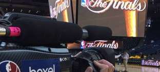 新浪体育 NBA 新闻资讯，连接全球篮球热爱的实时桥梁