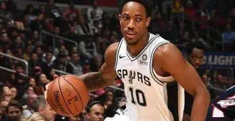 NBA 一日资讯，交易流言风起云涌，全明星投票进入白热化