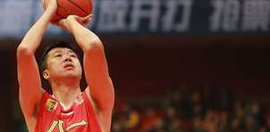 破晓之光，谁真正成为了亚洲进入 NBA 的第一人？