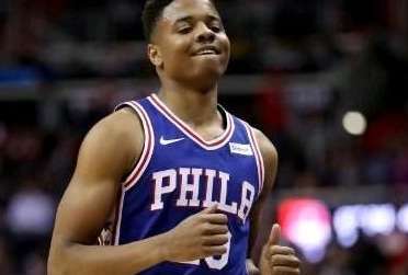 聚光灯下的新王加冕，2019 年 NBA 状元秀首秀直播全记录
