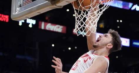 银河申京在 NBA 2K25 全明星模式中的统治力解析，内线新王还是数据刷子？