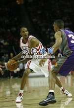 休斯敦夜空下的对决，深度回顾 NBA 常规赛火箭对阵太阳的录像与赛程亮点