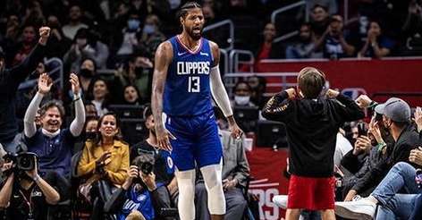 怒火与尊严，NBA 球员遭遇恶意犯规后的爆发瞬间