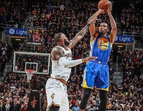 篮球殿堂的终极拼图，盘点 NBA 史上那些达成大满贯的传奇球员