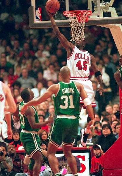 辰辰解说 NBA，那些让人热血沸腾的经典场次回顾