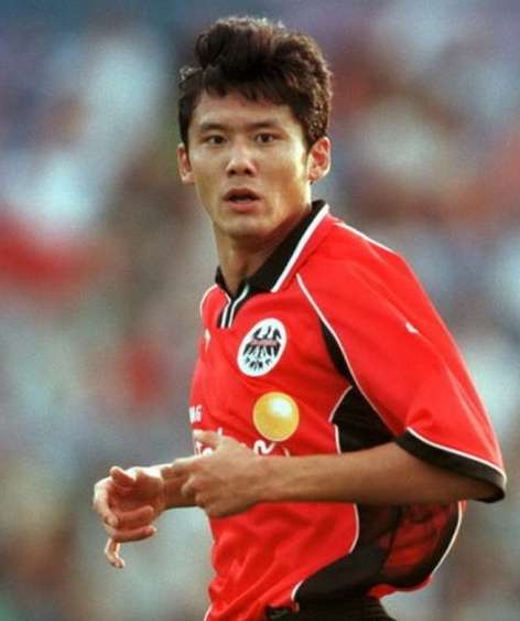 杨晨与 2002，中国足球在韩日世界杯上的唯一高光时刻