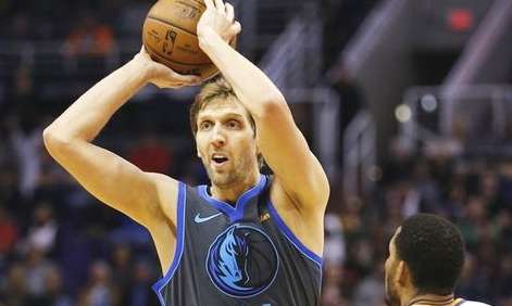 达拉斯的初啼，德克·诺维茨基的 NBA 首秀