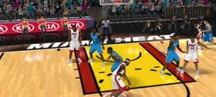 掌控赛场，NBA 2K15 修改器在 MC 模式比赛中的评级与实战应用