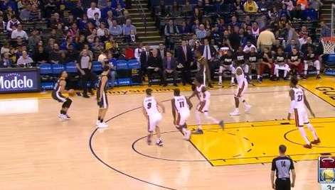标准与传奇，NBA 球员与篮筐的精确距离