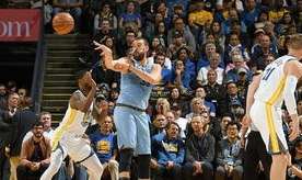 2021 年 4 月 27 日 NBA 常规赛收官夜，西部格局尘埃落定，勇士与灰熊的生死对决