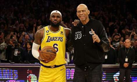 篮球之巅的永恒丰碑，NBA 历史得分榜第一人的传奇之路