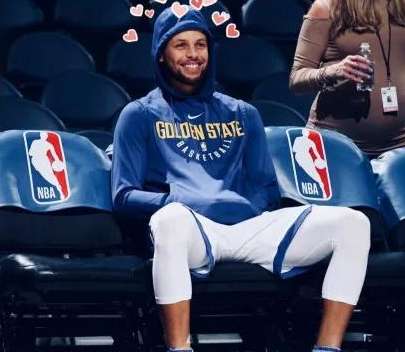 当萌神卸下铠甲，NBA 球员那些让人笑出腹肌的沙雕入场瞬间