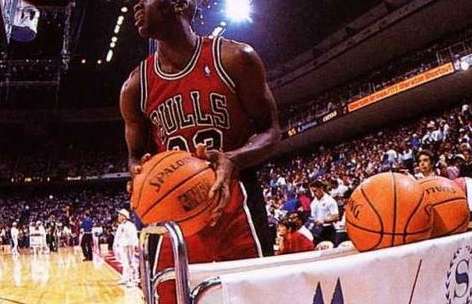三分大赛的极致神迹，NBA 全明星三分大赛的历史最高分是多少？