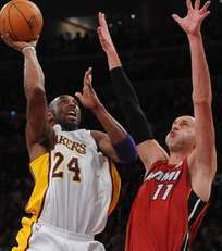 绿茵与篮筐的交汇，盘点 NBA 历史上身披 44 号战袍的传奇巨星
