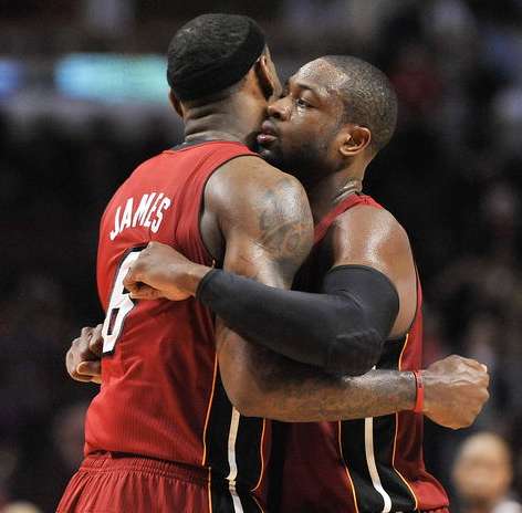2011 年 NBA 全明星赛第一节，韦德与詹姆斯的双核初啼