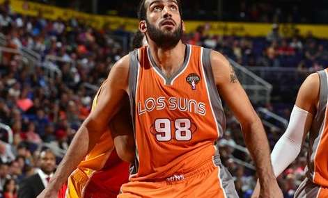 脚底生风还是恶意犯规？NBA 球员打脚真相大揭秘