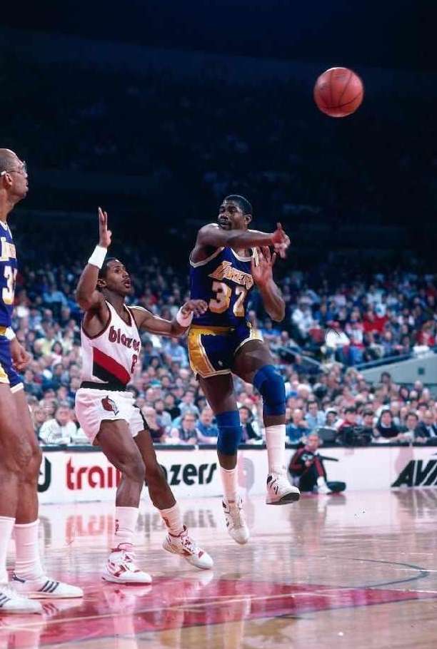 编织奇迹的经纬，NBA 历史传球观赏性最佳球员排名