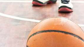 聚光灯下的传奇与键盘前的灵魂，篮球博主与 NBA 球员，谁更厉害？