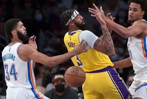 雷霆与湖人的巅峰对决，1 月 18 日 NBA 焦点战回顾