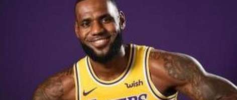 谁才是篮球之神？NBA 历史十大巨星最新权威排名深度解析