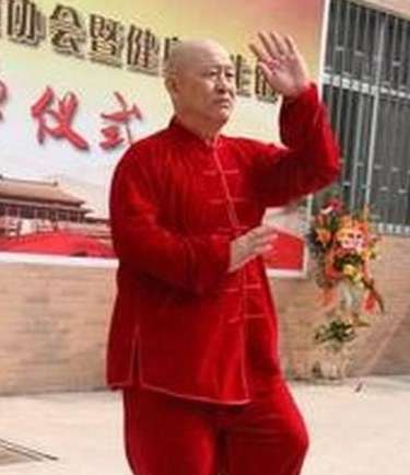 从 CCTV5 到指尖盛宴，琛琛体育如何重塑 NBA 直播体验