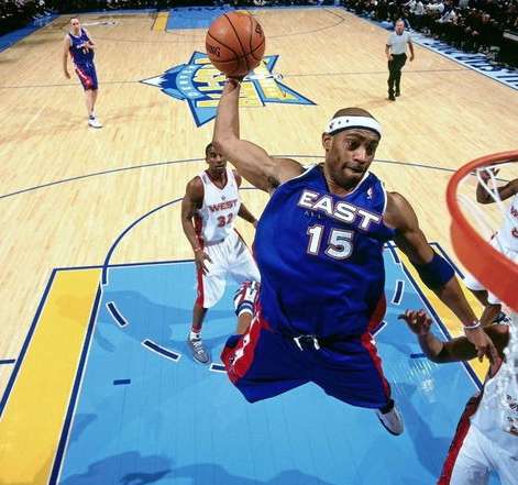 决胜时刻的冷血杀手，NBA 历史关键三分球命中率深度解析